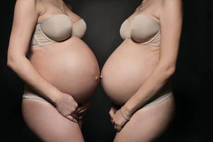 best friends maternity photography